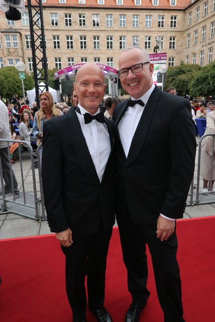 Dieter Barth mit Ehemann Jörg.