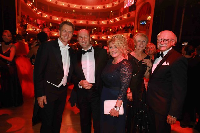 Foto: Udo Dreier - 14.09.2018 - Nürnberg -  Opernball 2018 - 