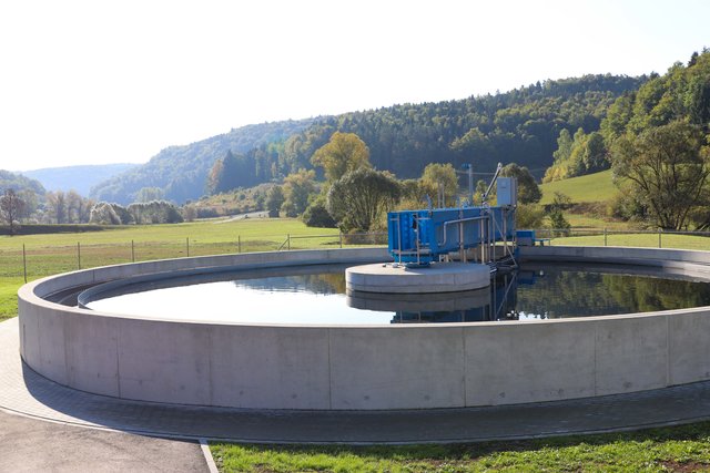 Ein Becken der neuen Kläranlage im Leinleitertal. | Foto: Nicole Fuchsbauer