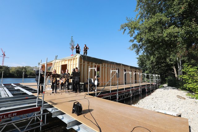 Richtfest für den Neubau der Energie- und Umweltstation auf dem Wöhrder See. | Foto: Udo Dreier
