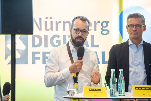 Digital-Festival-Initiator Ingo Di Bella begrüßt die Medien bei der Eröffnungs-Pressekonferenz. Foto: Jens Liebenberg