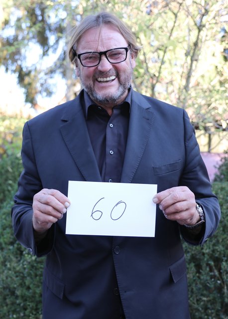 Peter Althof – außer Konkurrenz – mit der Startnummer 60... | Foto: Nicole Fuchsbauer