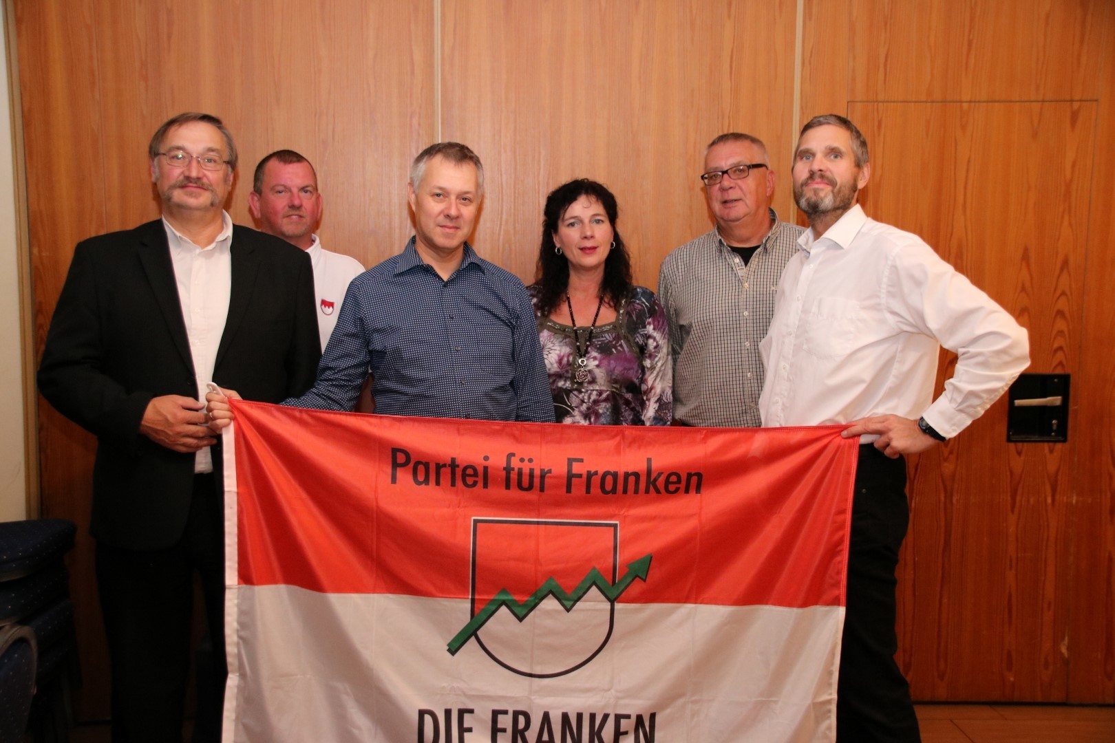 v.l.: Roland Zehner, Jürgen Dill, Sebastian Eidloth, Carola Ackermann, Klaus Sommerkorn, Harald Hirsch