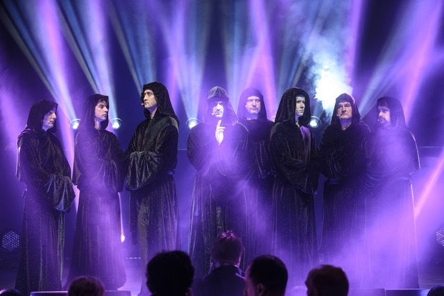 Die Sänger von Gregorian treten stets in Mönchs-Montur auf.