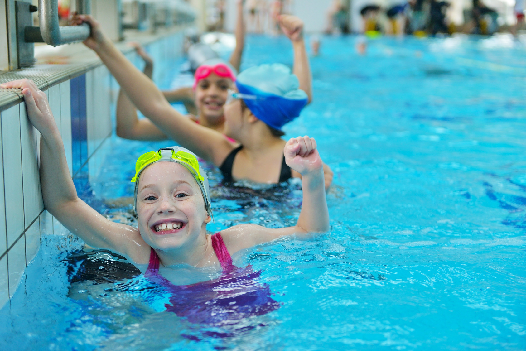 Immer mehr Nürnberger Schulkinder können schwimmen - dank des Projekts Seepferdchen, das vom SportService der Stadt Nürnberg koordiniert wird.