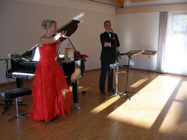 Hildegard Pohl und Jürgen Bachmann bei ihrem Auftritt bei den Senioren