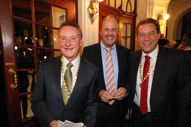 Stadtväter unter sich (von links): Dr. Thomas Jung, Oberbürgermeister Fürth, Christian Vogel, Bürgermeister Nürnberg, und Markus Braun, Bürgermeister Fürth. | Foto: Udo Dreier
