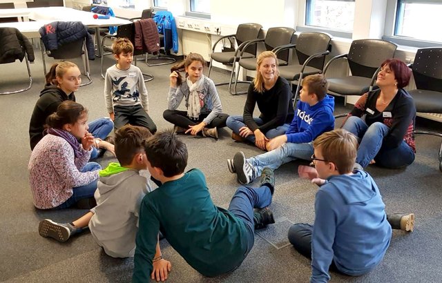 Erlebten einen spannenden Tag beim Kindermitbringtag der AOK.
