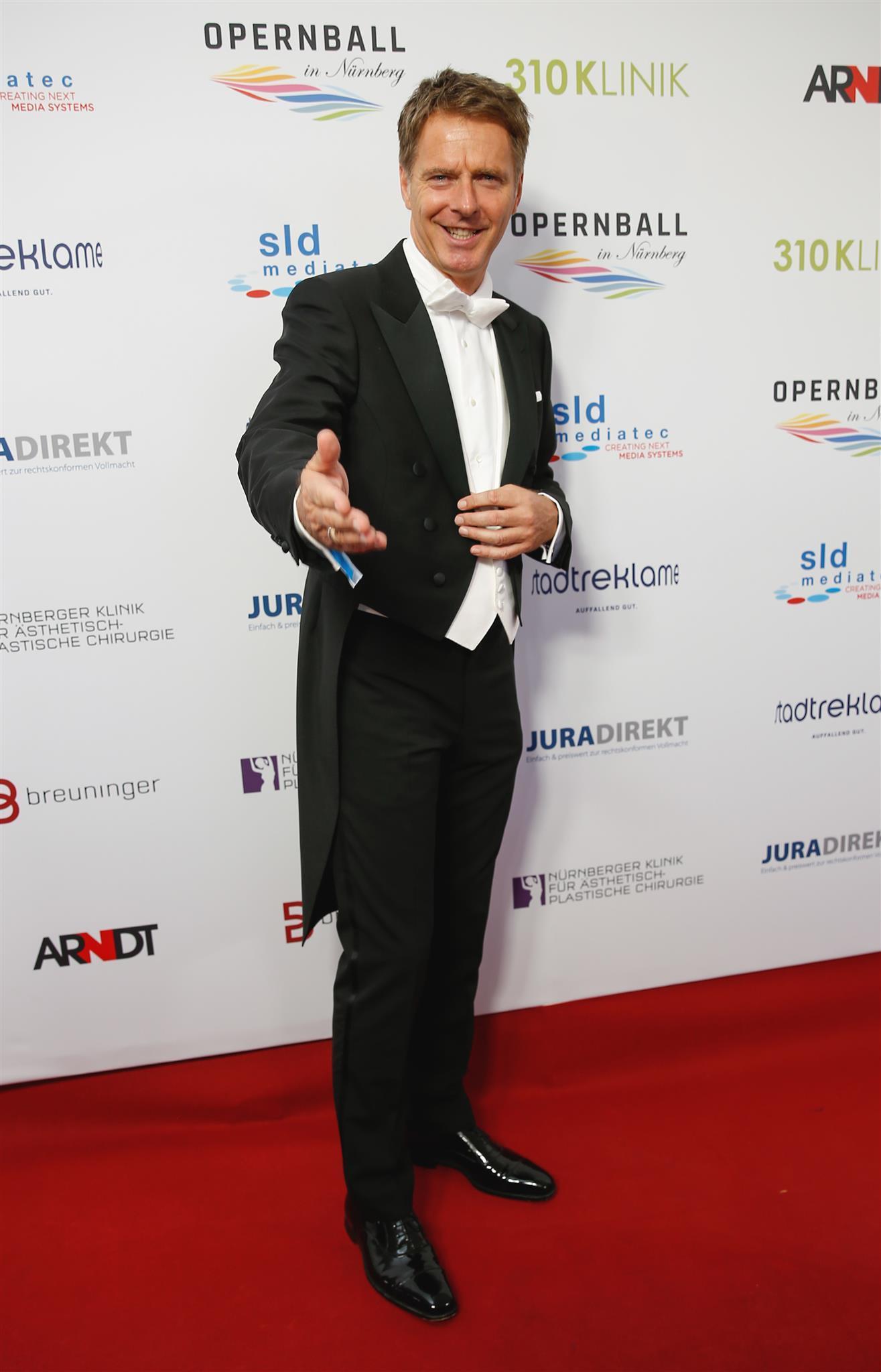 TV-Moderator Jörg Pilawa hat seine Teilnahme am Nürnberger Opernball 2019 zugesagt.