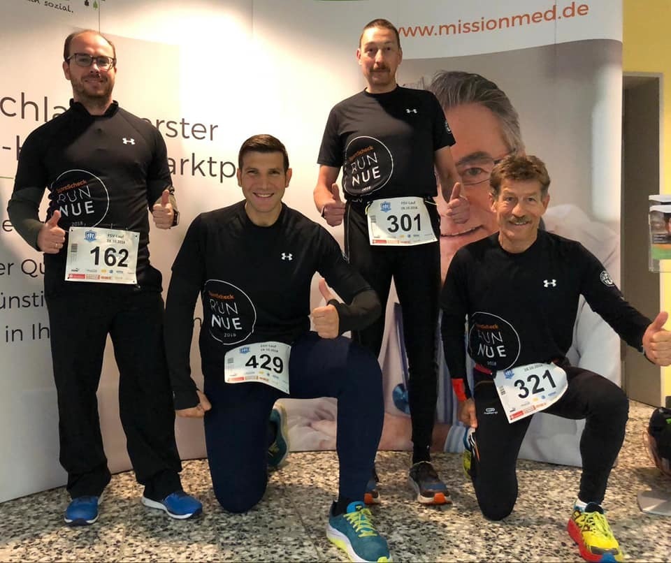 In Erlangen erstmals gemeinsam am Triathlon-Start: Philipp Gottschalk, ,,Biggest Loser" Sakis Skourlis, Reiner Müller und Bernhard Nuss (v.l.).