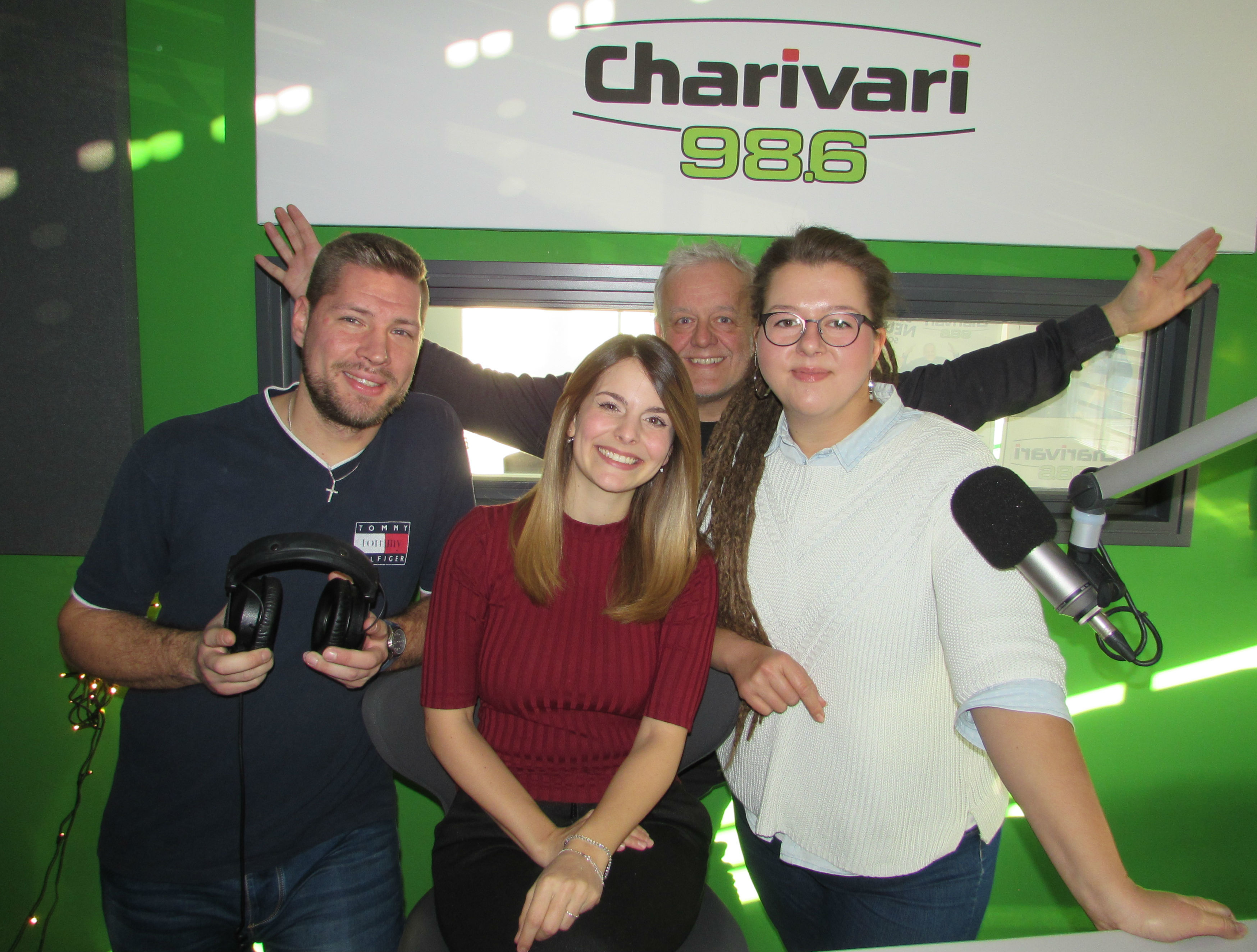 Statt Kappler (hinten) wecken künftig Markus Balek, Svenja Vacca und Ann-Katrin Glaßl die Charivari-Hörer.