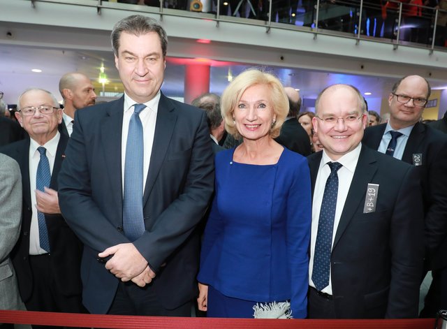 Neujahrsempfang der Stadt Nürnberg mit rund 1.500 Gästen im Foyer des NCC-West der NürnbergMesse. | Foto: Udo Dreier