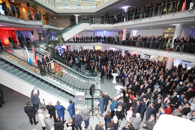 Neujahrsempfang der Stadt Nürnberg mit rund 1.500 Gästen im Foyer des NCC-West der NürnbergMesse. | Foto: Udo Dreier