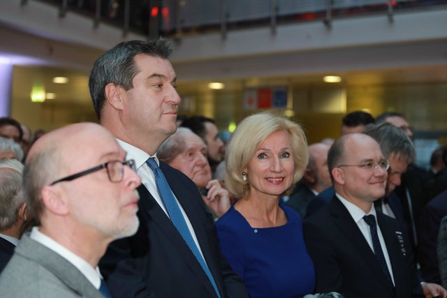 Neujahrsempfang der Stadt Nürnberg mit rund 1.500 Gästen im Foyer des NCC-West der NürnbergMesse. | Foto: Udo Dreier