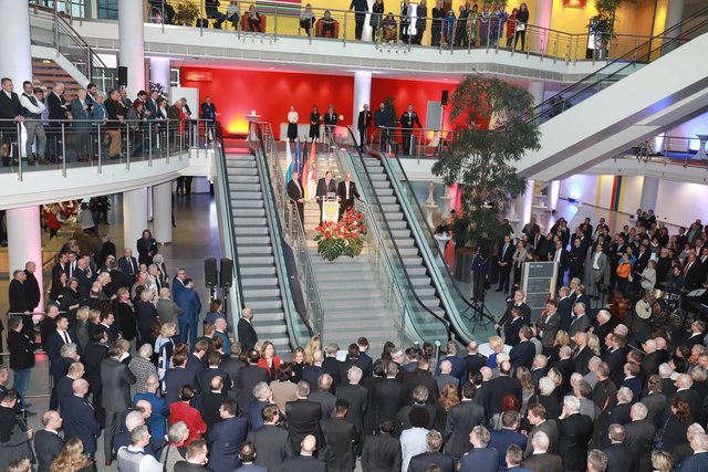 Neujahrsempfang der Stadt Nürnberg mit rund 1.500 Gästen im Foyer des NCC-West der NürnbergMesse. | Foto: Udo Dreier