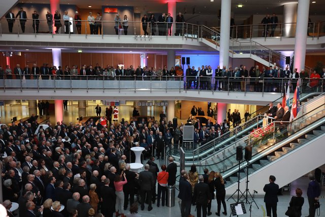 Neujahrsempfang der Stadt Nürnberg mit rund 1.500 Gästen im Foyer des NCC-West der NürnbergMesse. | Foto: Udo Dreier