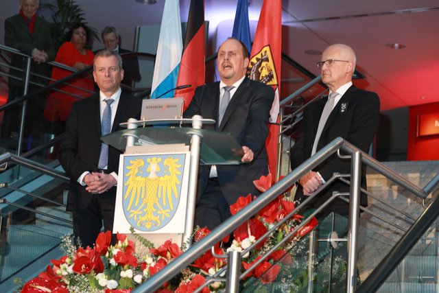 Neujahrsempfang der Stadt Nürnberg mit rund 1.500 Gästen im Foyer des NCC-West der NürnbergMesse. | Foto: Udo Dreier