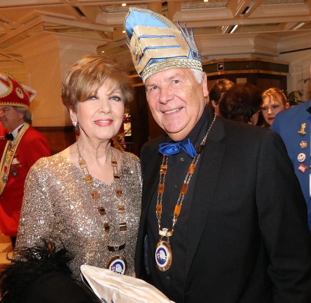 TV-Legende Carolin Reiber mit Modepionier und Unternehmer Hans Rudolf Wöhrl. | Foto: © John R. Braun