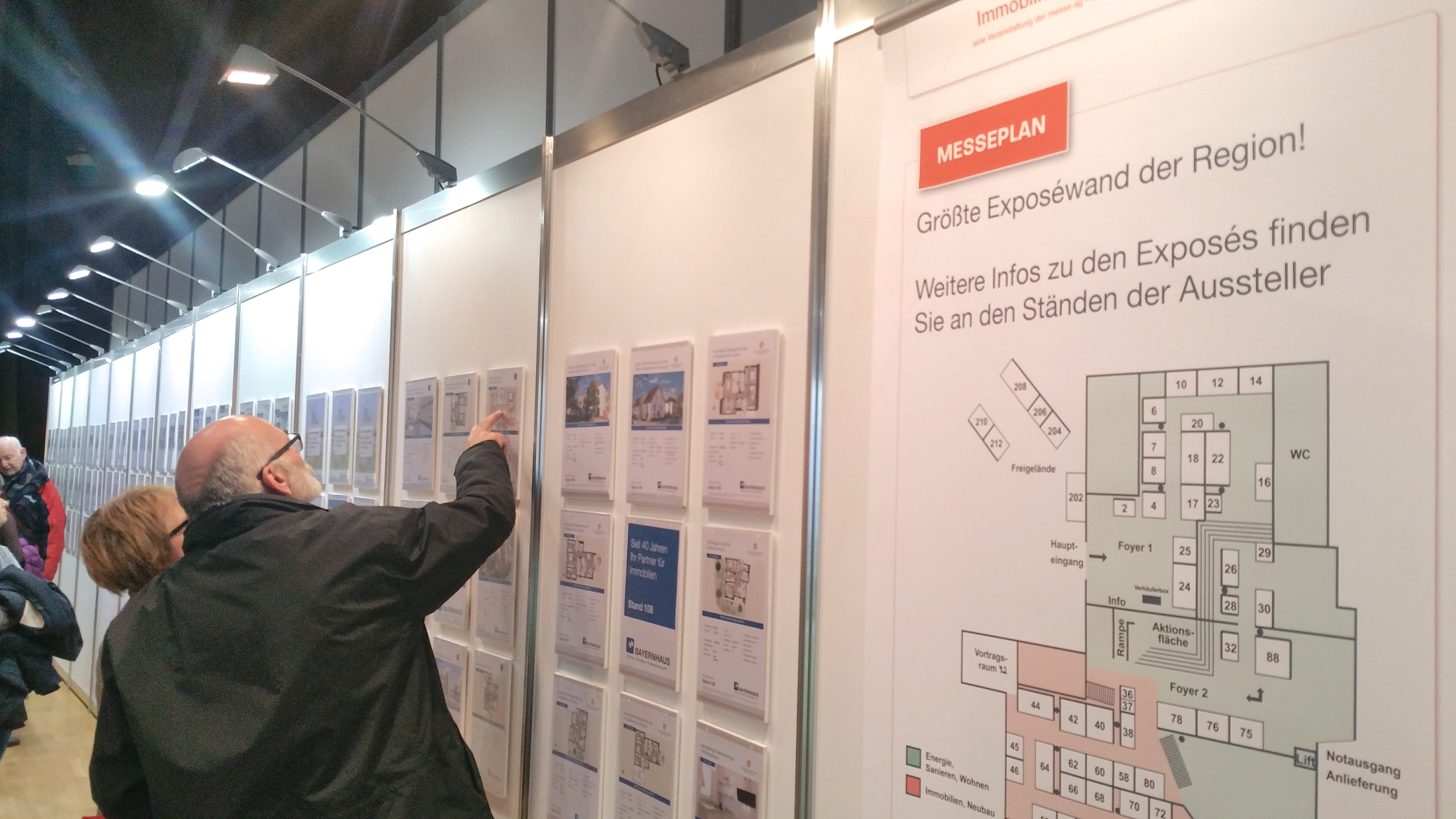 Bauen, kaufen oder verkaufen: Bei der Bau- und ImmobilienMesse Erlangen ist das Angebot riesig. Foto: Veranstalter