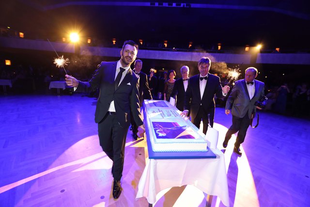 Geburtstagstorte - Foto: Udo Dreier - 02.02.2019 -  Nürnberg - Meistersingerhalle - Uni-Ball - Ball der Hochschulen