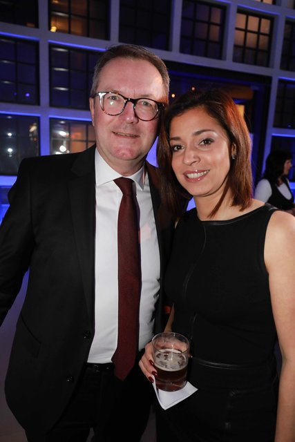Handwerkskammerpräsident Thomas Pirner mit Vanessa Fiore. | Foto: © John R. Braun