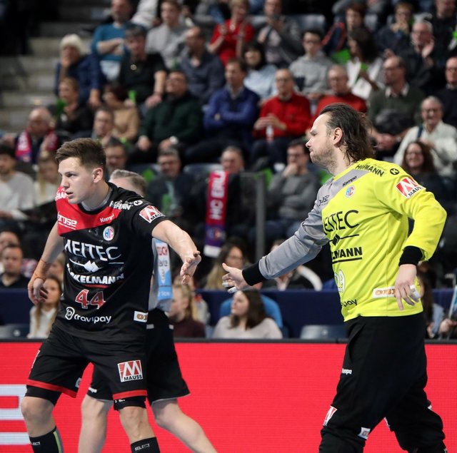 (HJKrieg, Erlangen) HC Erlangen: Bergischer HC 26:18 – Christoph Steinert und Nikolas Katsigiannis