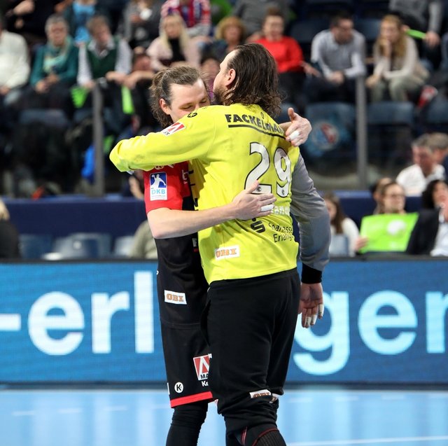 (HJKrieg, Erlangen) HC Erlangen: Bergischer HC 26:18 und volle Emotion - Johannes Sellin und Nikolas Katsigiannis