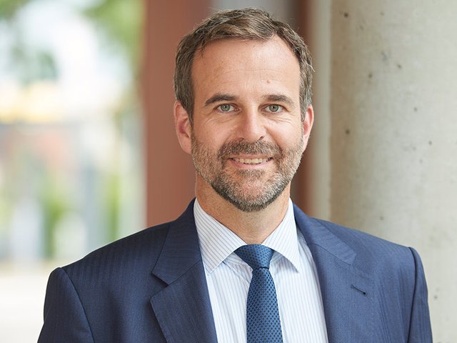 Stadtkämmerer Sascha Spahic