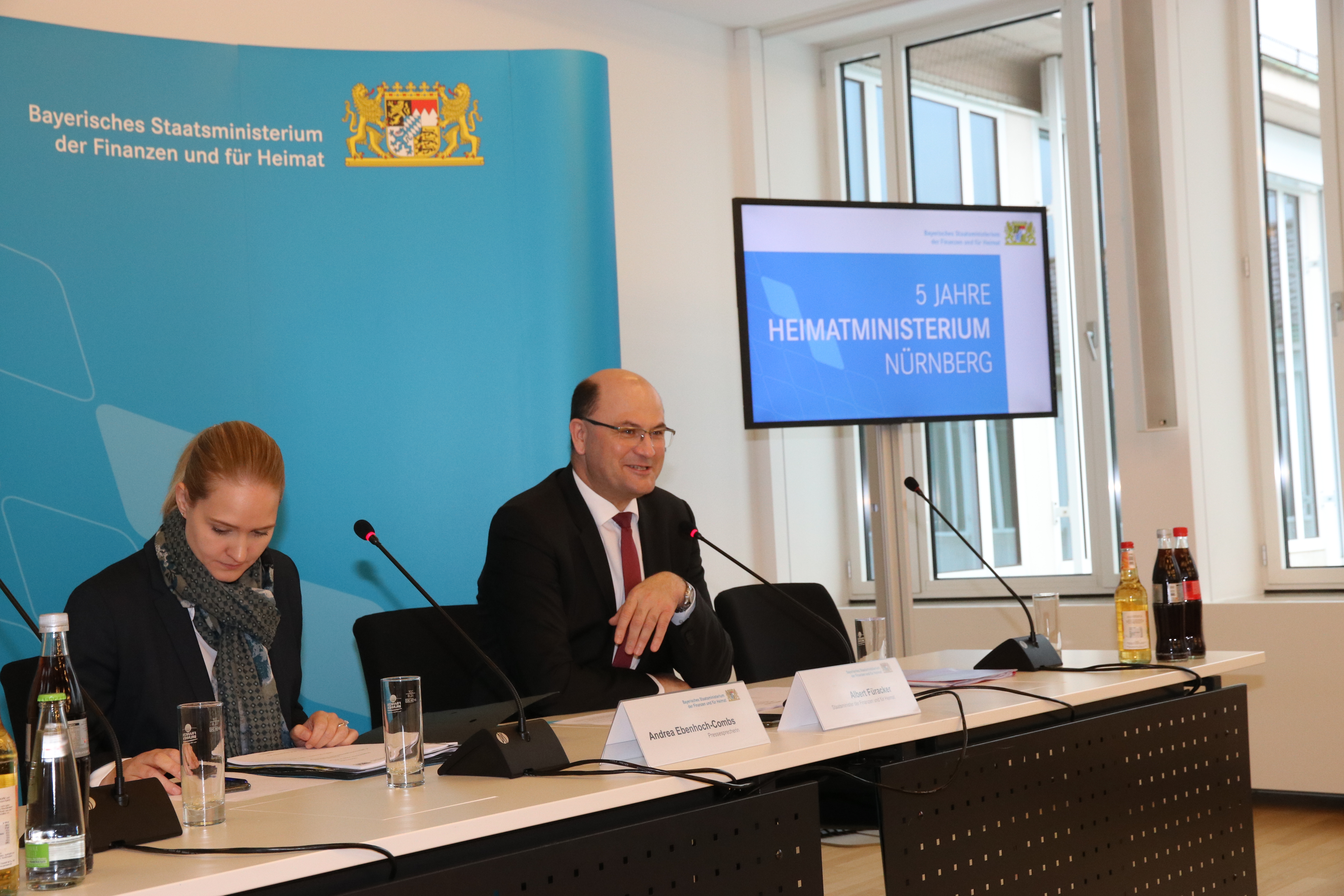 Der Bayerische Finanzminister Albert Füracker zieht Bilanz nach fünf Jahren Heimatministerium.