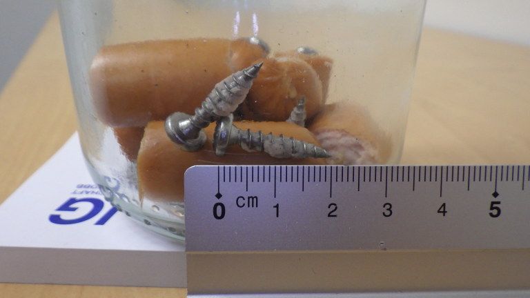 Die Wurstköder wurden sichergestellt.