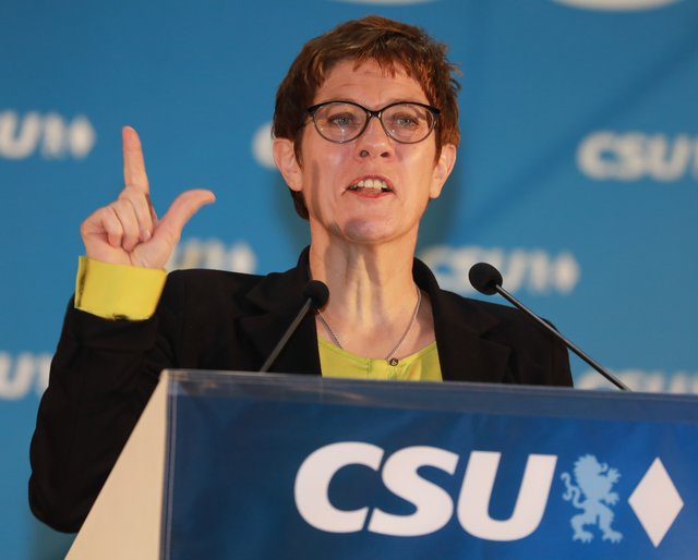 Highlight zum 44. politischen Fischessen: AKK und Söder treffen aufeinander! - | Foto: Udo Dreier