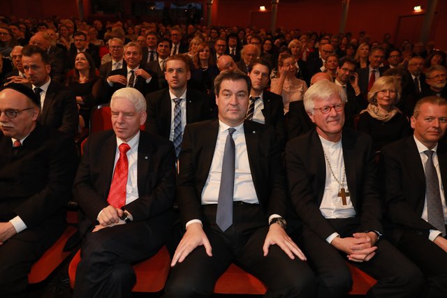 Nach 29 Jahren findet die zentrale Eröffnungsfeier zur ,,Woche der Brüderlichkeit" zum zweiten Mal in Nürnberg statt.  | Foto: Udo Dreier