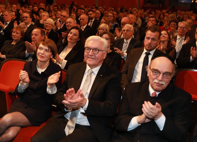 Nach 29 Jahren findet die zentrale Eröffnungsfeier zur ,,Woche der Brüderlichkeit" zum zweiten Mal in Nürnberg statt.  | Foto: Udo Dreier