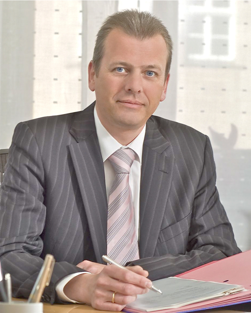 OB Ulrich Maly will nicht mehr: ,,Ich bin zutiefst überzeugt, dass jetzt der richtige Zeitpunkt für einen Stabwechsel ist, schon weil ich mir sicher bin, dass 2026 auf jeden Fall zu spät ist.“