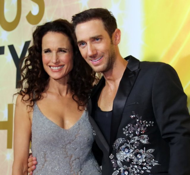 Auch Hollywood-Star Andie MacDowell (,,Und täglich grüßt das Murmeltier") feiert gern mit dem Luxus-Makler. | Foto: © Jürgen Friedrich