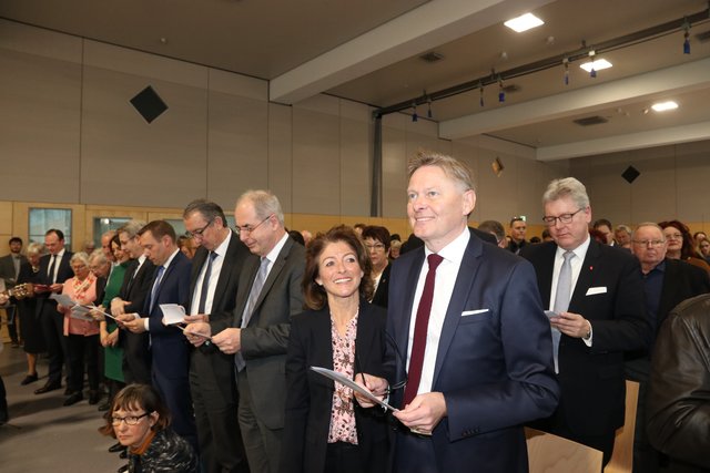 Gemeinsam sangen alle das Lebenshilfe-Lied ,,Aufeinander zugehn“. | Foto: John R. Braun