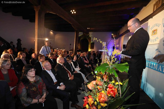 „Heimatpreis Nordbayern“ auf der Nürnberger Kaiserburg.  | Foto: Udo Dreier