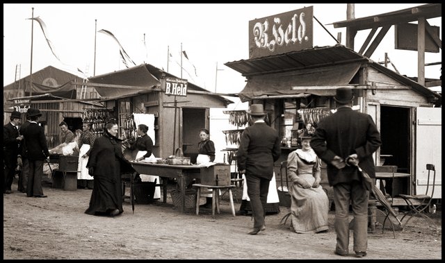 Volksfest Nürnberg nach der Jahrhundertwende.  | Foto: Altstadtfreunde Nürnberg e.V./Sammlung Großberger