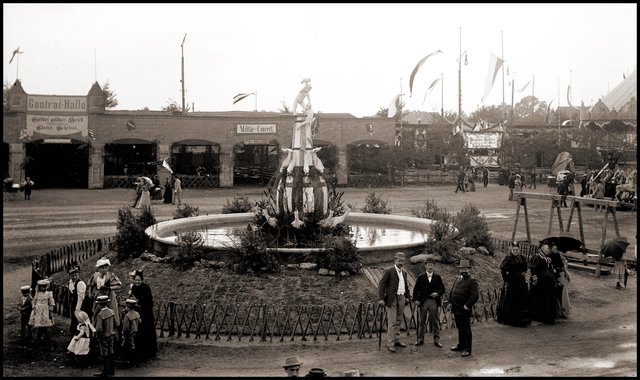 Volksfest Nürnberg nach der Jahrhundertwende.  | Foto: Altstadtfreunde Nürnberg e.V./Sammlung Großberger