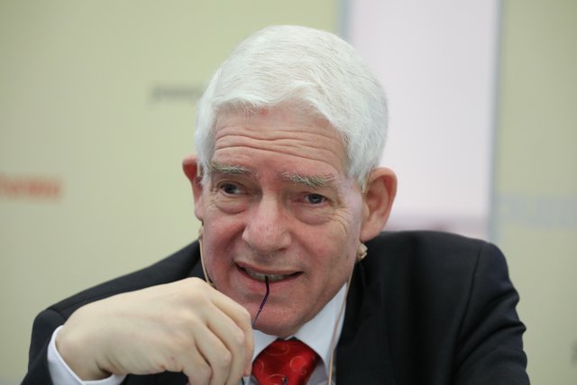 Dr. Josef Schuster (65) im Presseclub Nürnberg. | Foto: Udo Dreier