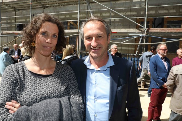 Richtfest für den neuen Augustinerhof mit vielen Gästen: Zum ersten Mal kommte man erahnen, wie die Räume für das Deutsche Museum aussehen werden. Das Museum soll Ende 2020 eröffnen. Generaldirektor Wolfgang M. Heckl sagte beim Richtfest: „Ich freue mich sehr, dass das Gebäude für unser Zukunftsmuseum so schnell wächst – am Anfang habe ich mir kaum vorstellen können, hier schon 2020 die Eröffnung feiern zu können.“ Ministerpräsident Markus Söder lobte bei dem Festakt: „Das Deutsche Museum ist ein genialer Partner für dieses Nürnberger Leuchtturmprojekt.“  | Foto: Udo Dreier