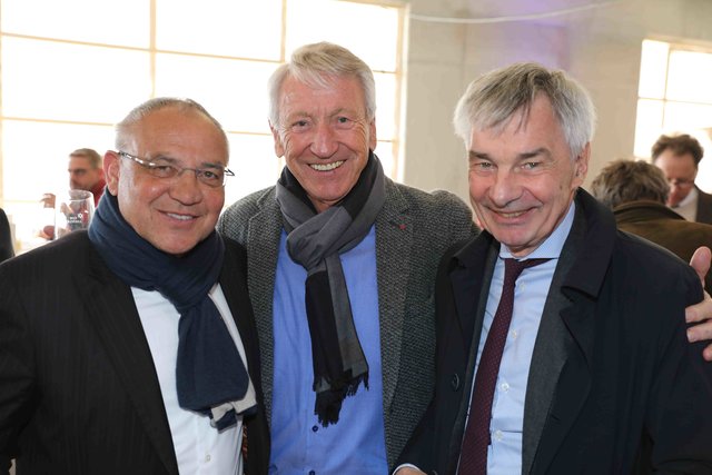 Richtfest für den neuen Augustinerhof mit vielen Gästen: Zum ersten Mal kommte man erahnen, wie die Räume für das Deutsche Museum aussehen werden. Das Museum soll Ende 2020 eröffnen. Generaldirektor Wolfgang M. Heckl sagte beim Richtfest: „Ich freue mich sehr, dass das Gebäude für unser Zukunftsmuseum so schnell wächst – am Anfang habe ich mir kaum vorstellen können, hier schon 2020 die Eröffnung feiern zu können.“ Ministerpräsident Markus Söder lobte bei dem Festakt: „Das Deutsche Museum ist ein genialer Partner für dieses Nürnberger Leuchtturmprojekt.“  | Foto: Udo Dreier