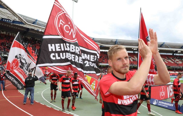 Der 1. FCN steigt zum neunten Mal aus der 1. Bundesliga ab.  | Foto: Udo Dreier