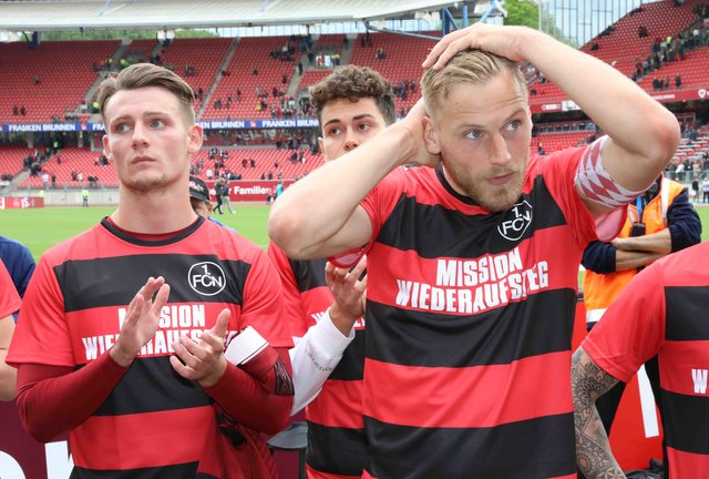 Der 1. FCN steigt zum neunten Mal aus der 1. Bundesliga ab.  | Foto: Udo Dreier