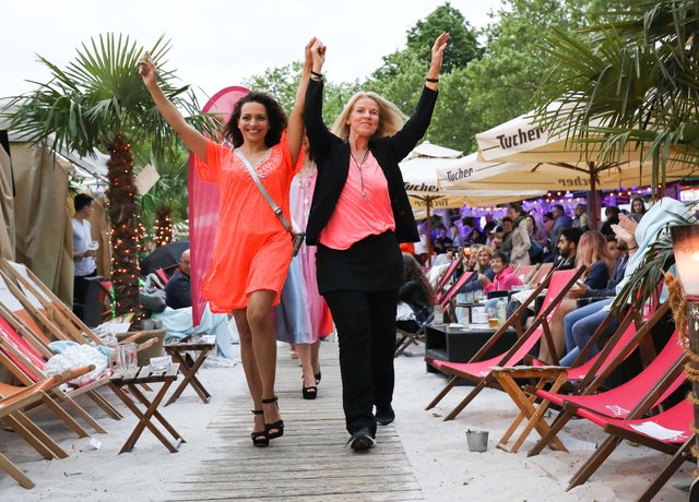 Modenschau am Stadtstrand Nürnberg.  | Foto: © Nicole Fuchsbauer