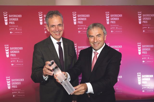 Dr. Ulrich Netzer (l.), Präsident des Sparkassenverbands Bayern, und Roland Schmautz, Vizepräsident des Sparkassenverbands Bayern. | Foto: © John R. Braun