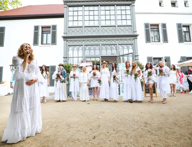 Ibiza-Fashionshow im DORMERO Schlosshotel Reichenschwand. | Foto: © Nicole Fuchsbauer