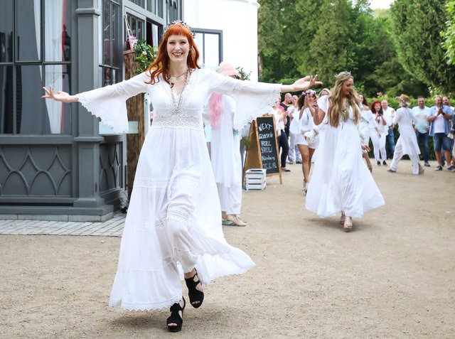 Ibiza-Fashionshow im DORMERO Schlosshotel Reichenschwand. | Foto: © Nicole Fuchsbauer