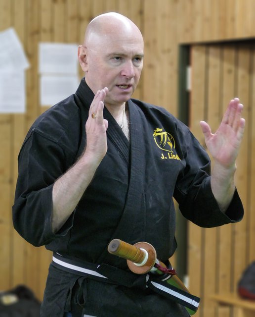 Iaijutsu Trainerseminar mit Professor Josef Linder aus Moskau