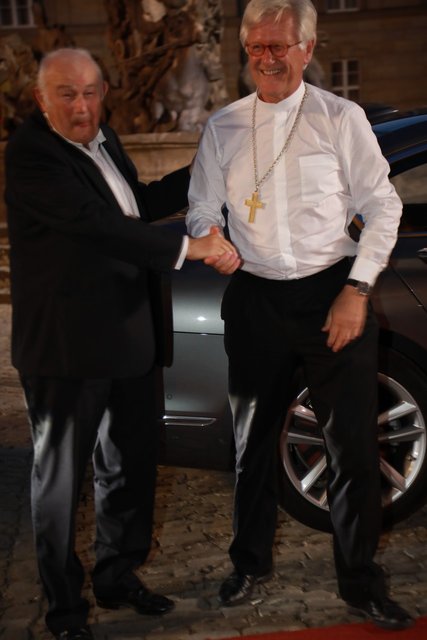 Dr. Günter Beckstein,
Ehemaliger Ministerpräsident mit Prof. Dr. Heinrich Bedford-Strohm, Theologe